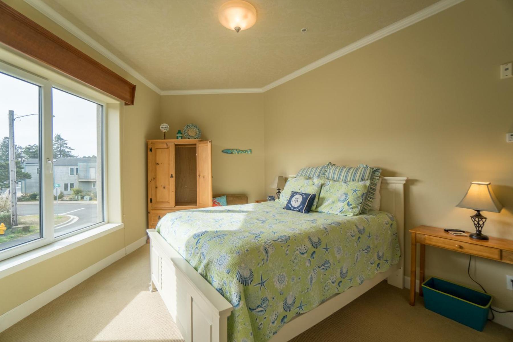 Windward At The Regatta Apartment *